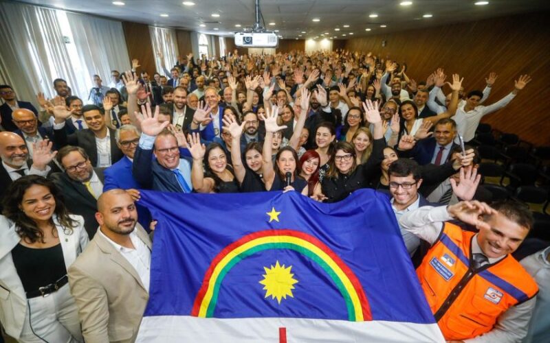 Raquel Lyra comanda aula inaugural da nova turma da Polícia Científica de Pernambuco