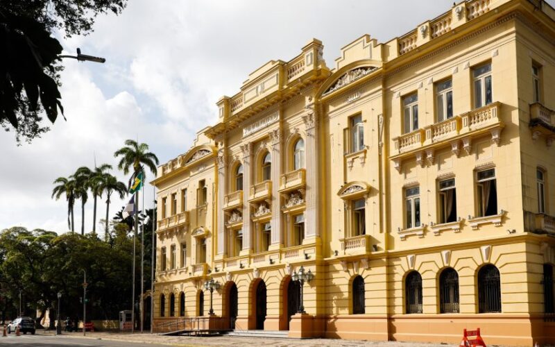 Governo de Pernambuco decreta situação de emergência em 107 municípios por causa da estiagem