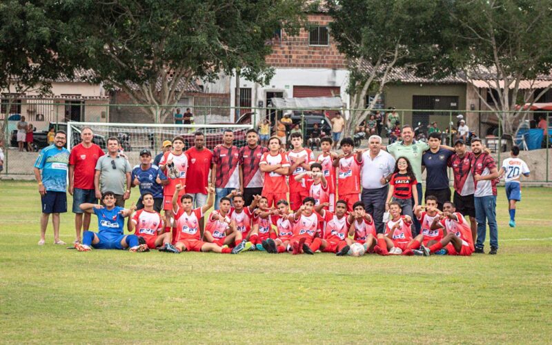 Garanhuns goleia Pesqueira e garante vaga nas semifinais da Copa do Interior