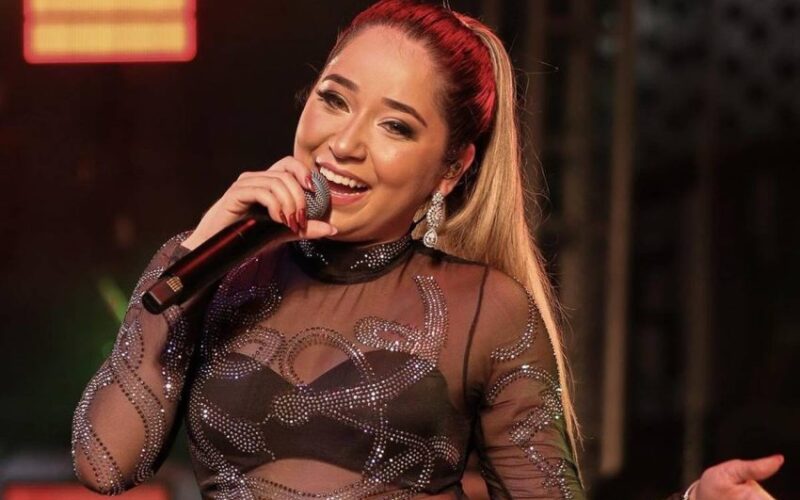 Marília Tavares consolida nova era do sertanejo com o álbum acústico Sessions